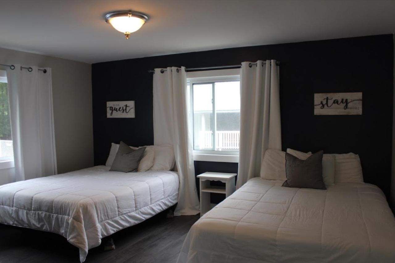 סאובל ביץ' Lakeview Motel And Cottages מראה חיצוני תמונה